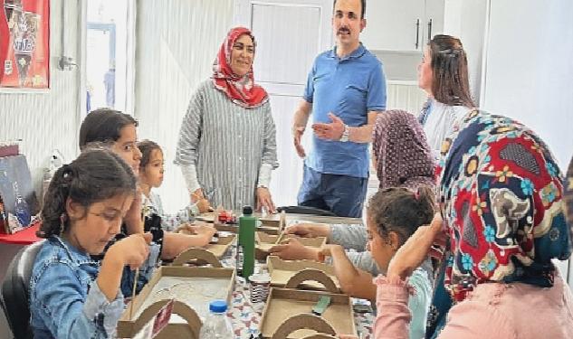 Başkan Altay Hatay’da Açılan Komek’te Depremzede Kursiyerlerle Buluştu