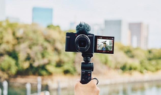 Sony, En Yeni Ultra Geniş Açılı Zoom Vlog Kamerası ZV-1 II’yi Duyurdu