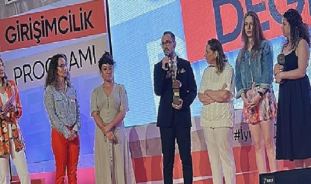 Afet Dayanışması Mentorluk Programı’na İş Birliği Ödülü