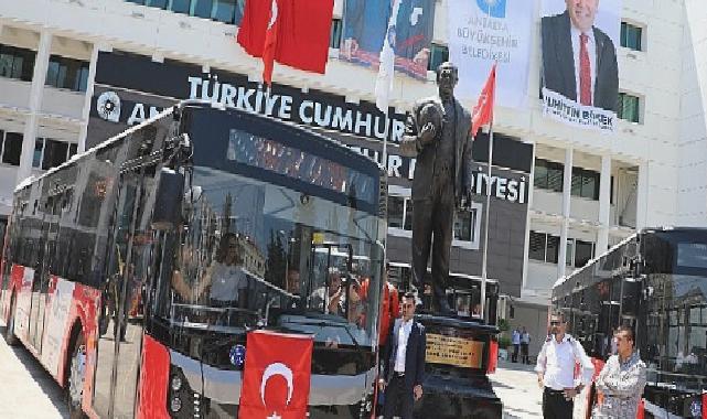 Büyükşehir’in 60 kırmızı otobüsü toplu ulaşımda hizmette