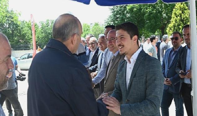 Cuma Buluşmaları kapsamında Yazır Mahallesi Yenikent Zeki Altındağ Camii’nde vatandaşlarla bir araya geldi