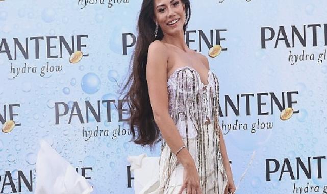 Pantene ve Demet Özdemir Hydra Glow ile Yaza Merhaba Dedi!