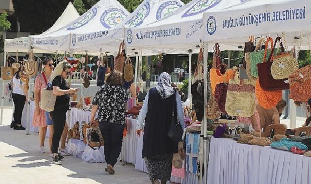 Sosyal Hizmet Atölyeleri’nde Kadınlar Üretiyor, Büyükşehir Destekliyor