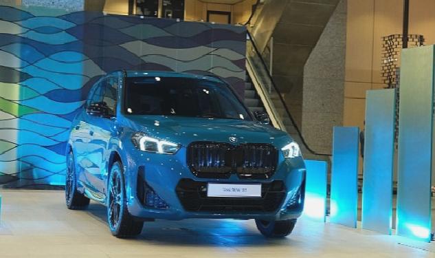 Tamamen Elektrikli Yeni BMW iX1 CI Bloom’da Sanatseverlerle Buluşuyor