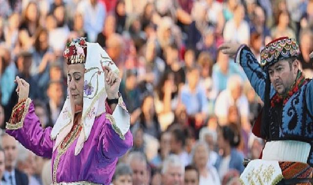 Uluslararası Bergama Kermes Festivali’ne muhteşem açılış