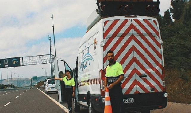 Yolları açık tutan otoyol çalışanlarının güvenliği sürücülerin elinde