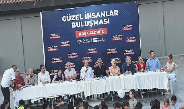 Avcılar’ın Güzel İnsanları Gümüşpala Mahalle Toplantısında Buluştu