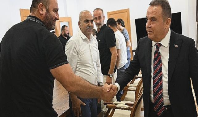 Başkan Böcek Semt Pazarcıları Odası ile protokol imzaladı