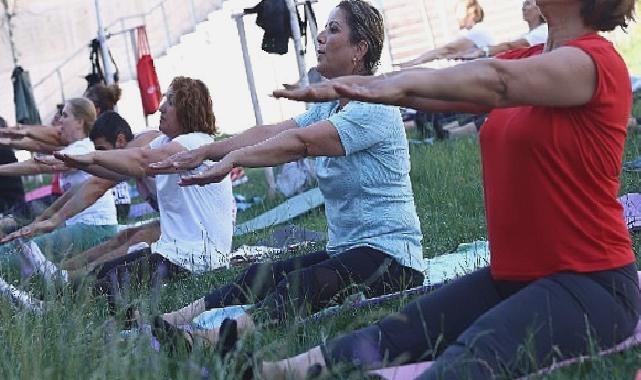  Çankaya evlerınde açık hava spor ve yoga etkinlikleri sörüyor 