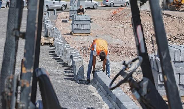 Stadyum yanı üst geçit ve bağlantı yolunda son rötuşlar