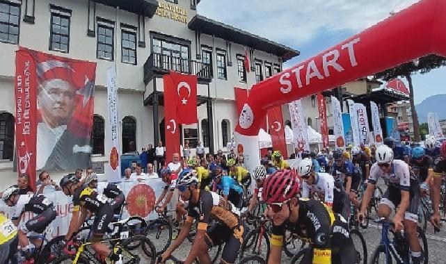 100. Yıl Cumhuriyet Bisiklet Turu 2. Etabı Amasya-Havza Sona Erdi