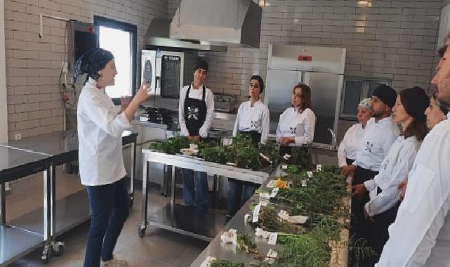 EÜ Turizm Fakültesi Gastronomi Akademisi toplumsal eğitim programlarına yenilerini ekliyor