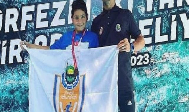 İnegöllü Sporcu Körfez’de Dereceye Kulaç Attı