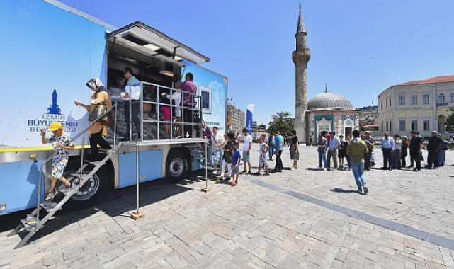 İzmir’de Muharrem ayında aşure dağıtımı başladı