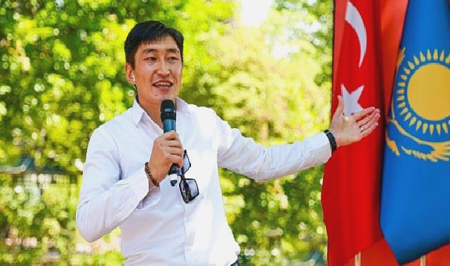 Kazak Milli Şairi Abay Kunanbayev Doğumunun 178’inci Yılında Anıldı