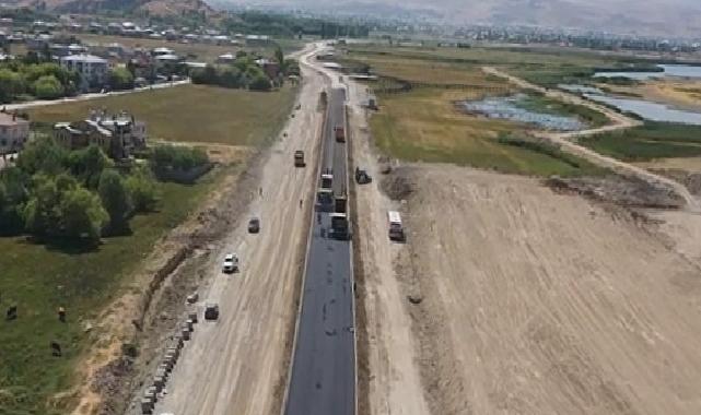 Van Sahil Yolu’nda Asfalt Çalışmaları Başladı