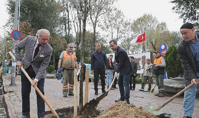 Bayrampaşa Belediyesi’nden Cumhuriyetin 100 yılına 2023 fidan