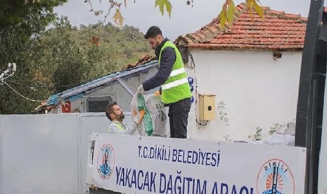 Dikili Belediyesi’nden yakacak yardımı