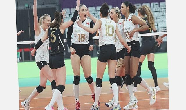 VakıfBank, Kulüpler Dünya Şampiyonası’nda grup lideri olarak yarı finalde