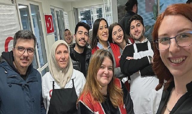 TikTok Türkiye’den Kızılay Pendik Aş Evi’nde bin kişilik iftar yemeği