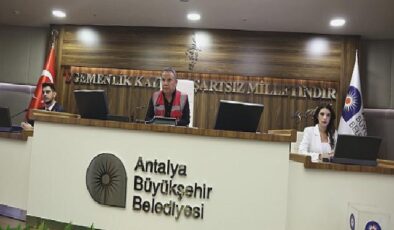 Antalya Büyükşehir Belediye Meclisi yeni dönemin ilk toplantısını yaptı