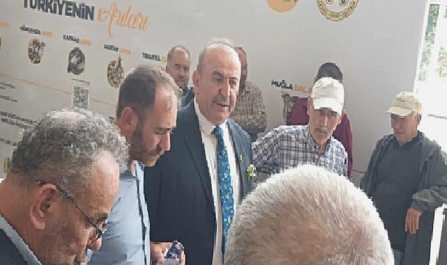 Balıkesir Büyükşehir Belediyesi 20 Mayıs Dünya Arı Günü’ne yoğun ilgi