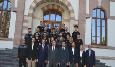 Başkan Altay: Konya Büyükşehir Belediyespor Basketbol Takımı Bundan Sonra da Yanınızda Olmaya Devam Edeceğiz