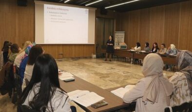 Büyükşehirden anne sütünün önemi ve bebek bakımı eğitimi