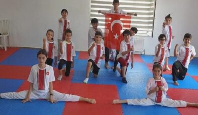 Keçiören Belediyesi, yaz tatilini Ankara’da geçirecek olan çocuklar için yaz spor okulu açıyor