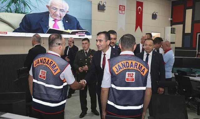 Karaman Belediye Başkanı Savaş Kalaycı, valilik tarafından düzenlenen bayramlaşma programına katıldı